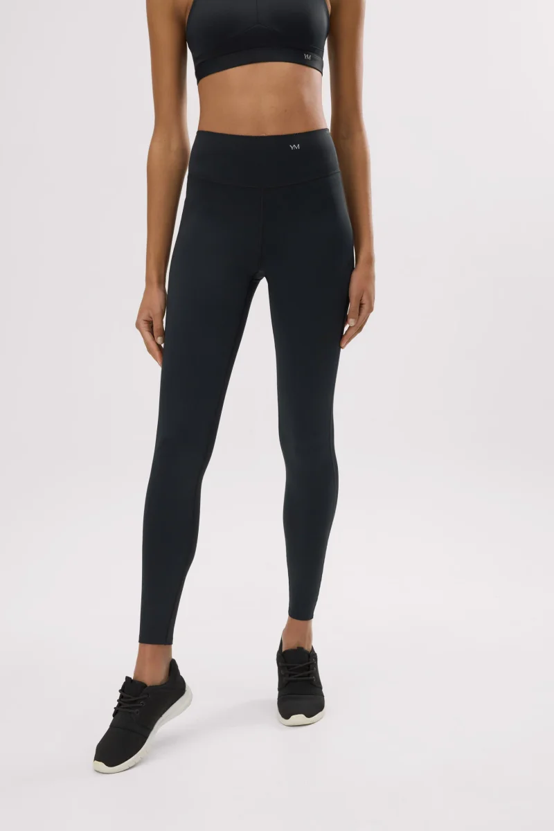 Legging esportiva push-up compressiva preta - Image 2